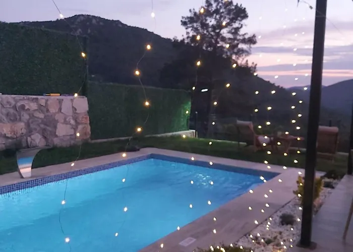 Sunset Villa